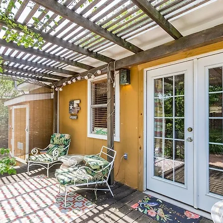 Binky'S Secret Garden Villa